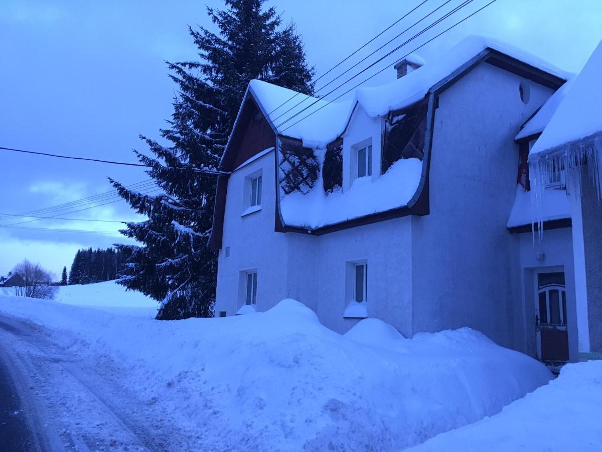 Ubytovani U Mateje Horní Blatná エクステリア 写真